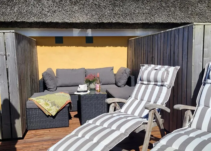 Strandhuset Semesterbostad *